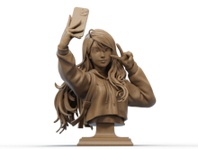 Load image into Gallery viewer, figurine spider girl, figurine gwen stacy , figurine spidergwen, figurine spiderman