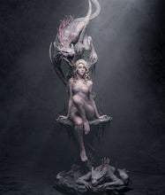 Load image into Gallery viewer, figurine a peindre, fille et démons