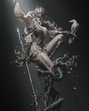Load image into Gallery viewer, figurine queen of crows, dark academia, dark fantasy, goth, figurine a peindre