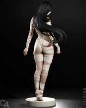 Load image into Gallery viewer, Figurine to paint - Silk