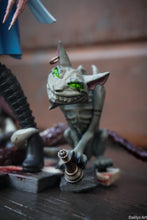Charger l'image dans la galerie, Figurine avec ou sans peinture - Alice Madness Return