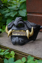 Load image into Gallery viewer, Masque mempo, masque Oni, masque mempo oni, masque samouraï, cosplay samouraï, cosplay Oni, masque démon japonais