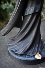 Load image into Gallery viewer, Figurine with or without paint - Guardian of the fire