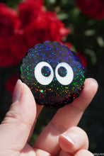 Charger l'image dans la galerie, pin's ghibli, magnet ghibli, noiraude, susuwatari, mignon, japon, Daëlys Art