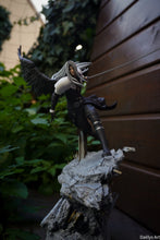 Load image into Gallery viewer, Figurine with or without paint - Sephiroth - FF7