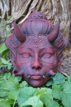 Charger l'image dans la galerie, Oni, Geisha, masque japonais, cyberpunk, masque cyberpunk, masque traditionnel japonais, Daëlys Art