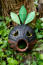 Load image into Gallery viewer, Mario, Masque Mario, Daëlys Art, Majora's Mask, Cosplay Zelda, Zelda, Ganondorf, Ocarina of time, retrogaming, collection Zelda, Deku, Mojo