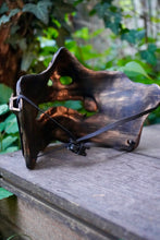 Load image into Gallery viewer, masque japonais, masque samouraï, oni, kitsune, masque hannya, samurai mask, japanese mask, japon, japan, manga, anime, demon slayer, naruto, cosplay, Daëlys Art