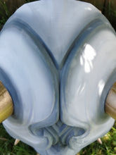 Load image into Gallery viewer, oni, décoration murale oni, décoration japonaise, masque oni, masque japonais, masque samuraï, oni wall decoration, japanese decor, samuraï props, hannya mask, masque hannya, décoration japonaise, manga, anime, Daëlys Art