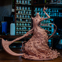 Load image into Gallery viewer, Paintable figurine - Nashandra