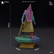 Load image into Gallery viewer, figurine pyramide head, figurine silent hill, figurine a peindre