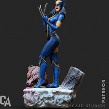 Load image into Gallery viewer, figurine x 23, figurine wolverine