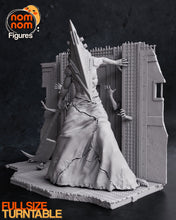 Load image into Gallery viewer, Silent Hill, Pyramid Head, figurine pyramid head silent hill