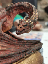 Charger l'image dans la galerie, Statue de Smaug - Le Hobbit