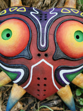 Charger l'image dans la galerie, Zelda, Masque de Majora, Zelda collection, retrogaming, Masque majora bois, Majora's Mask, Daëlys Art, Ocarina of time, Cosplay, Gerudo, Masque de vérité, Link, Ganondorf, Hyrule, triforce