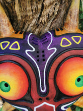 Charger l'image dans la galerie, Zelda, Masque de Majora, Zelda collection, retrogaming, Masque majora bois, Majora's Mask, Daëlys Art, Ocarina of time, Cosplay, Gerudo, Masque de vérité, Link, Ganondorf, Hyrule, triforce