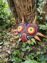 Charger l'image dans la galerie, Zelda, Masque de Majora, Zelda collection, retrogaming, Masque majora bois, Majora's Mask, Daëlys Art, Ocarina of time, Cosplay, Gerudo, Masque de vérité, Link, Ganondorf, Hyrule, triforce