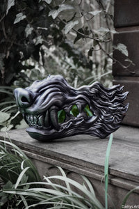 Masque oni, masque démon japonais, décoration japonaise, folklore japonais, japon traditionnel, Yokaï, Hannya, Daëlys Art, mempo, samouraï