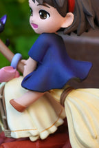 Figurine avec ou sans peinture - Kiki la sorcière