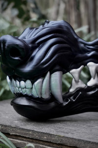 Masque oni, masque démon japonais, décoration japonaise, folklore japonais, japon traditionnel, Yokaï, Hannya, Daëlys Art, mempo, samouraï