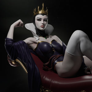 Reine blanche neige, Grimhilde