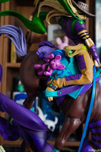 Charger l'image dans la galerie, Figurine avec ou sans peinture - Gyro
