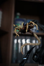 Figurine xenomorph, figurine Alien, figurine de collection, film d’horreur, facehugger