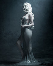 Load image into Gallery viewer, Paintable figurine - Lady of the Lake
