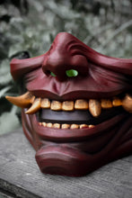 Charger l&#39;image dans la galerie, Masque oni, masque démon japonais, décoration japonaise, folklore japonais, japon traditionnel, Yokaï, Hannya, Daëlys Art, mempo, samouraï
