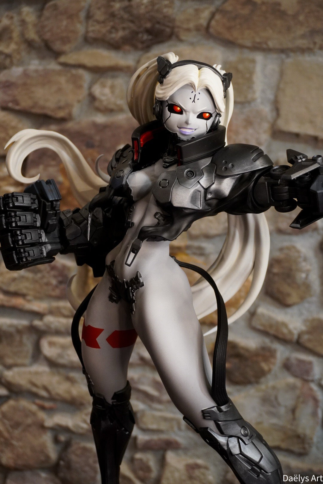 Figurine Adam Smasher, figurine Rebecca cyberpunk, figurine Cyberpunk