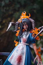 Charger l'image dans la galerie, Figurine avec ou sans peinture  - Alice Madness Return
