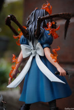 Charger l'image dans la galerie, Figurine avec ou sans peinture  - Alice Madness Return
