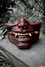 Charger l&#39;image dans la galerie, Masque oni, masque démon japonais, décoration japonaise, folklore japonais, japon traditionnel, Yokaï, Hannya, Daëlys Art, mempo, samouraï
