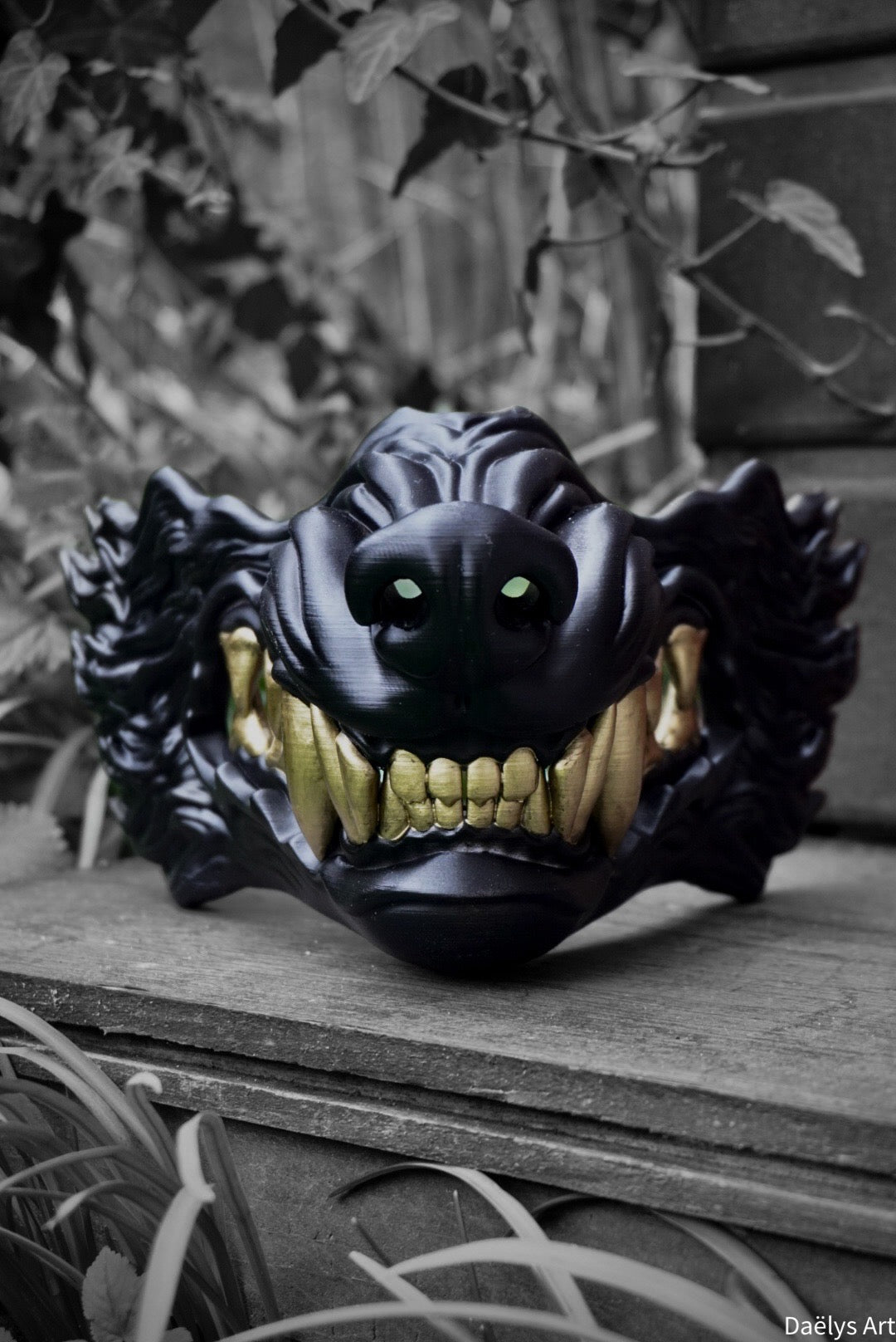 Masque oni, masque démon japonais, décoration japonaise, folklore japonais, japon traditionnel, Yokaï, Hannya, Daëlys Art, mempo, samouraï