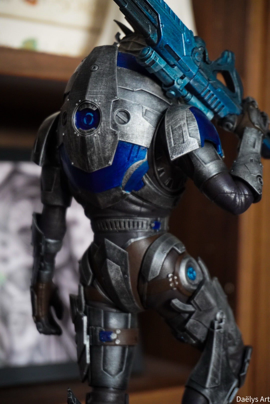 Figure with or without paint - Garrus