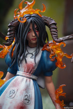 Charger l'image dans la galerie, Figurine avec ou sans peinture  - Alice Madness Return

