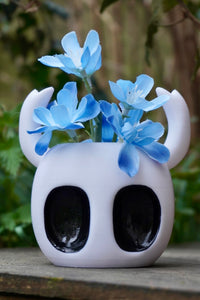 Hollow knight, pot de fleur hollow knight, hornet, silksong, team cherry, Daëlys Art 