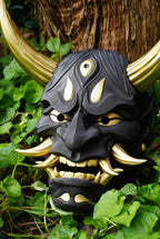 Masque Hannya - noir et doré