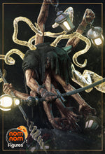 Load image into Gallery viewer, figurine maître des lampes clair obscur expedition 33, figurine lampmaster, figurine clair obscur, expedition 33, gustave clair obscur, monoco, sciel, lune clair obscur, verso, maelle

