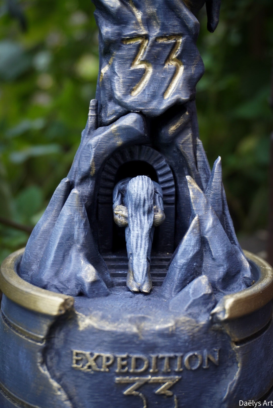 Monolithe Clair Obscur Expedition 33, clair obscur expedition 33, verso clair obscur, gustave clair obscur, maelle clair obscur, lune clair obscur, monoco, gestral, esquie, figurine clair obscur expedition 33, renoir, peintresse, paintress, sciel