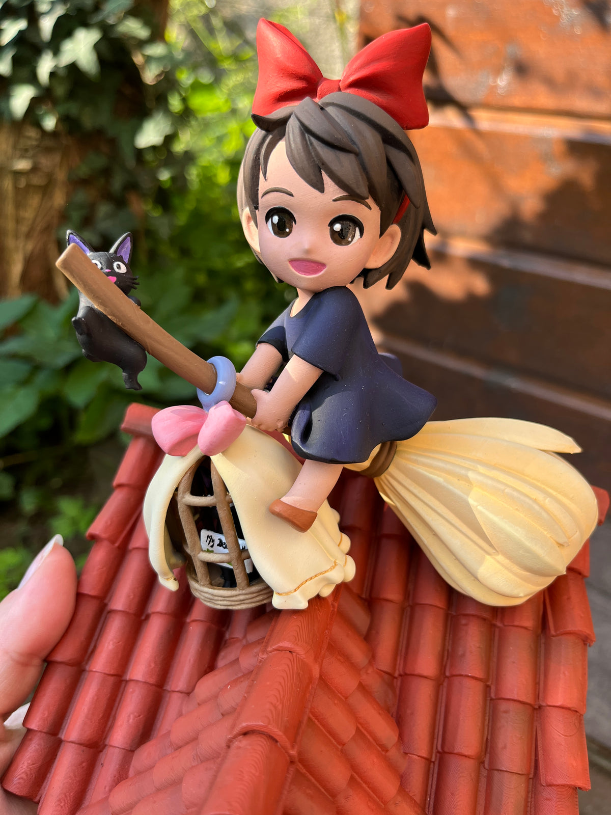 Figurine avec ou sans peinture - Kiki la sorcière
