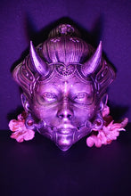 Charger l&#39;image dans la galerie, Oni, Geisha, masque japonais, cyberpunk, masque cyberpunk, masque traditionnel japonais, Daëlys Art
