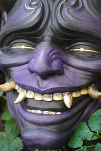 Masque oni, masque démon japonais, décoration japonaise, folklore japonais, japon traditionnel, Yokaï, Hannya, Daëlys Art, mempo, samouraï