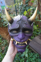 Masque oni, masque démon japonais, décoration japonaise, folklore japonais, japon traditionnel, Yokaï, Hannya, Daëlys Art, mempo, samouraï