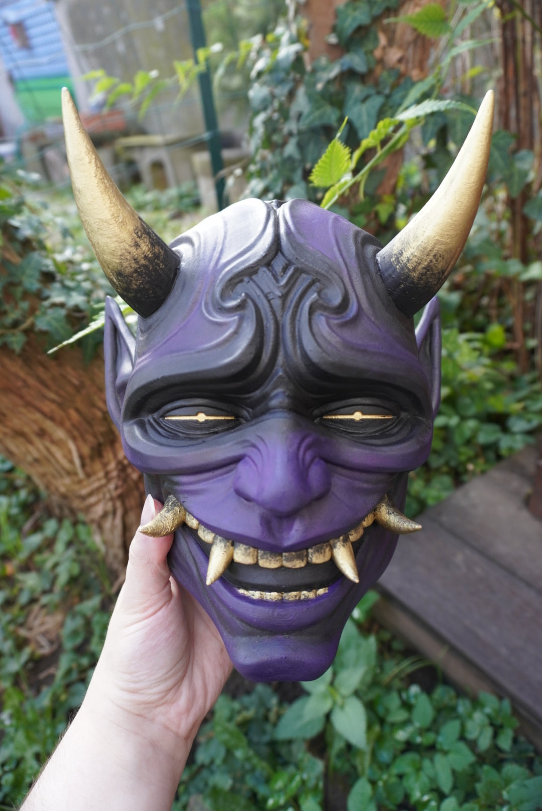 Masque oni, masque démon japonais, décoration japonaise, folklore japonais, japon traditionnel, Yokaï, Hannya, Daëlys Art, mempo, samouraï
