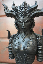 Charger l&#39;image dans la galerie, Buste Lilith, Diablo, figurine diablo, figurine Lilith, Kit résine à peindre, buste à peindre, Daëlys Art
