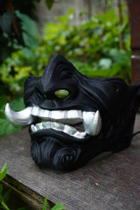 Masque oni, masque démon japonais, décoration japonaise, folklore japonais, japon traditionnel, Yokaï, Hannya, Daëlys Art