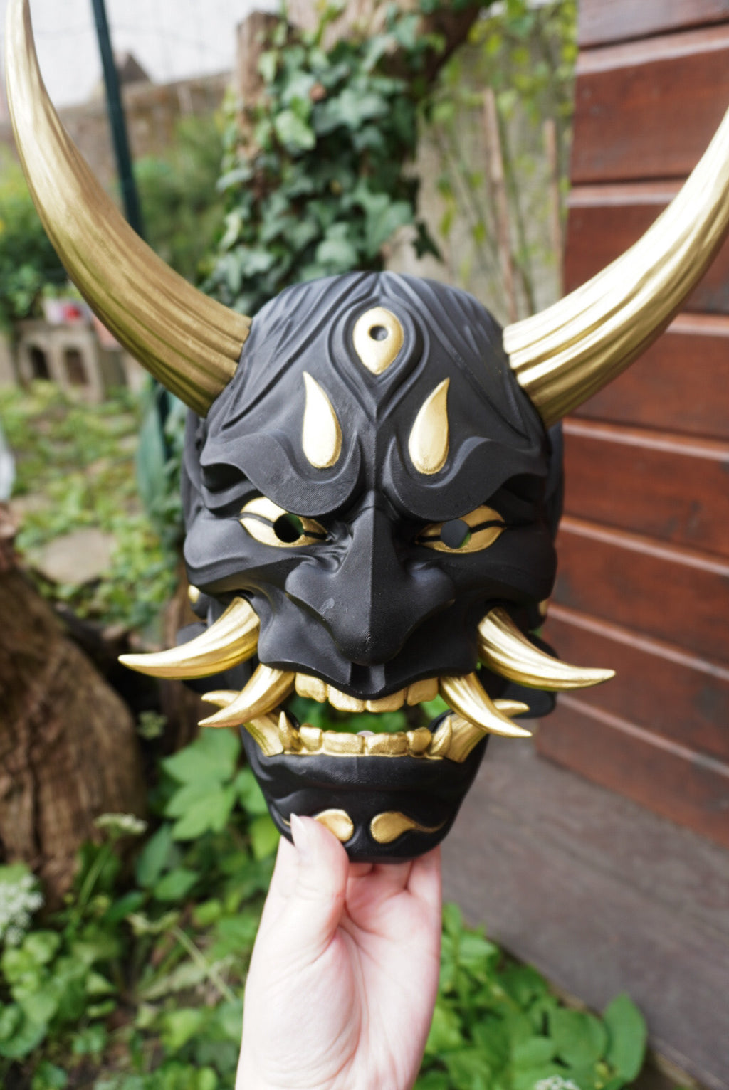 Masque Hannya - noir et doré