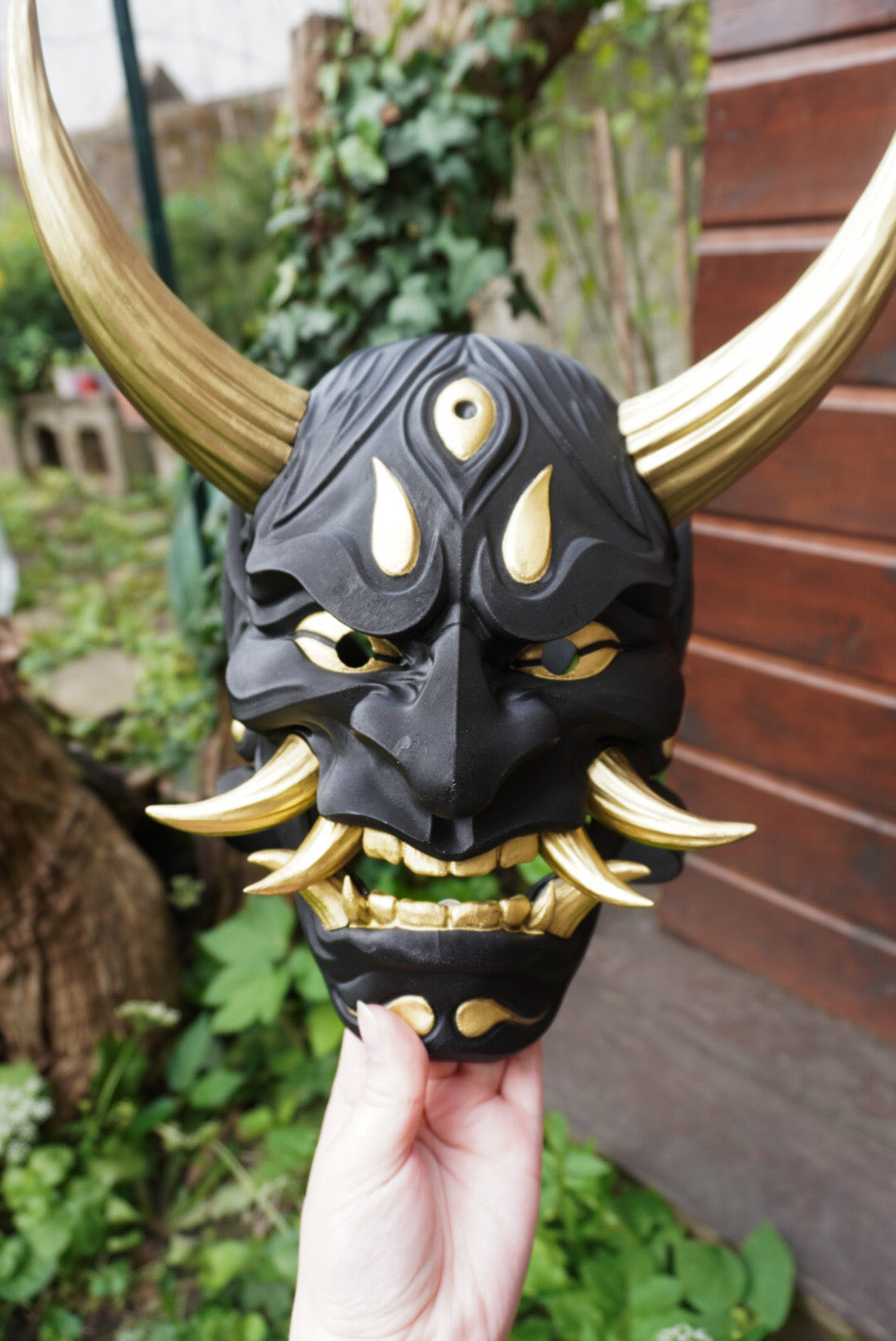 Masque Hannya - noir et doré