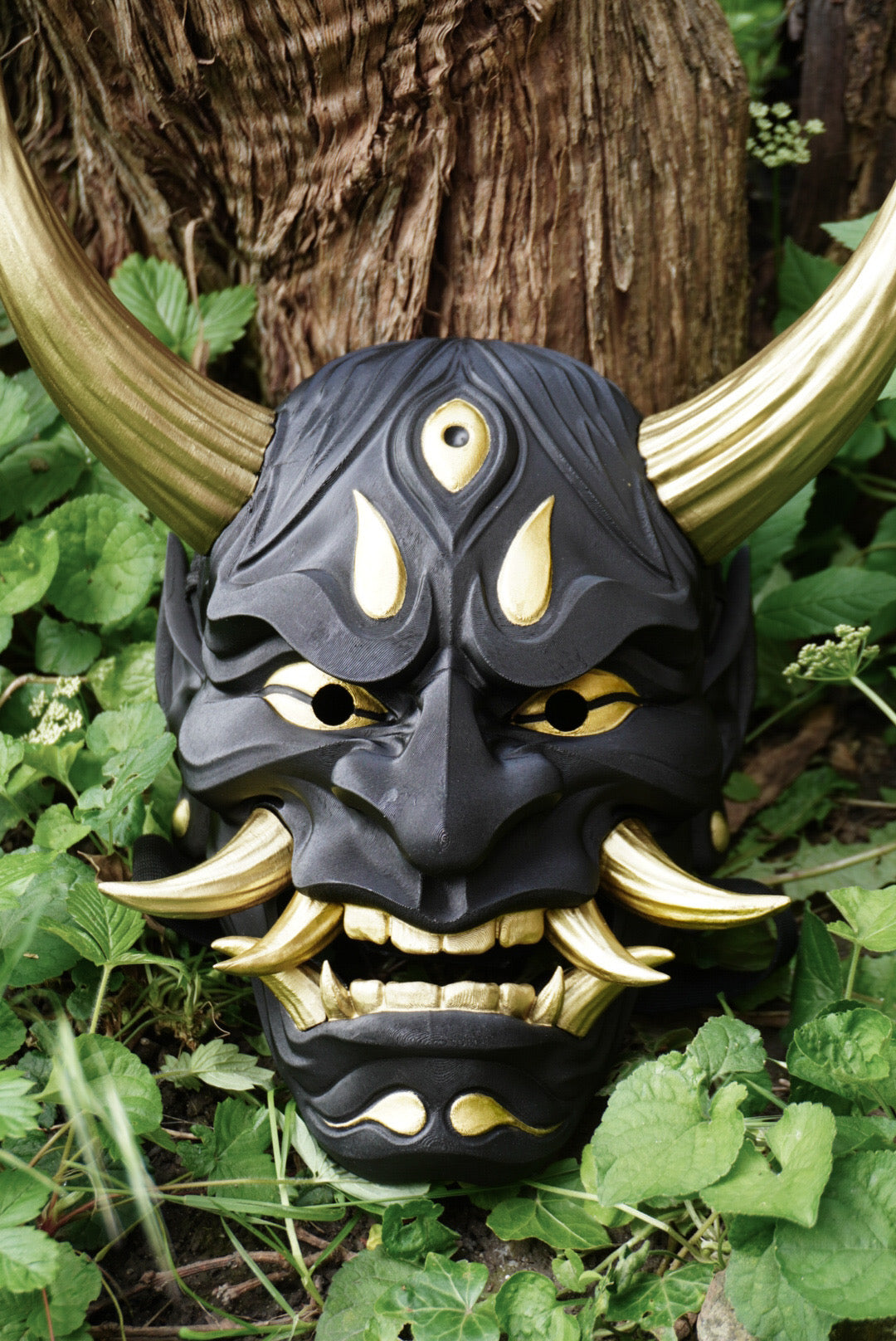 Masque Hannya - noir et doré